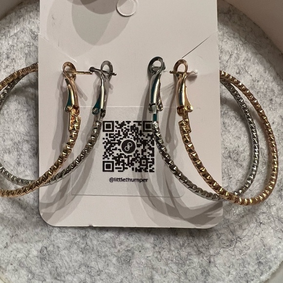 NWT Two Pairs of Gold and Silver Textured Popular Hoop Earrings - Picture 3 of 3